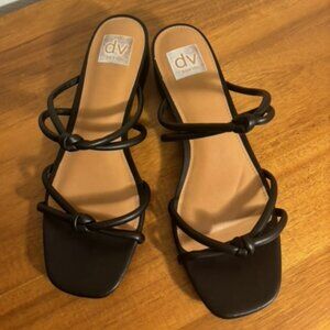 Y2K DV Sz 9 Strappy Black Flat Sandals Mini Block Heel
